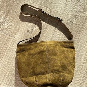 BALLY GREEN SUEDE BAG